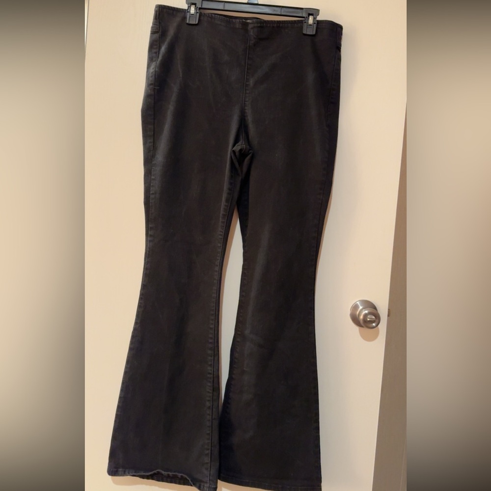 Jessica Simpson Black Flared Pants